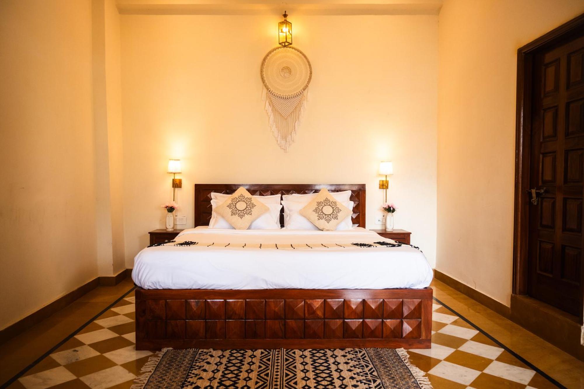 Banana Hostel Puskár Kültér fotó